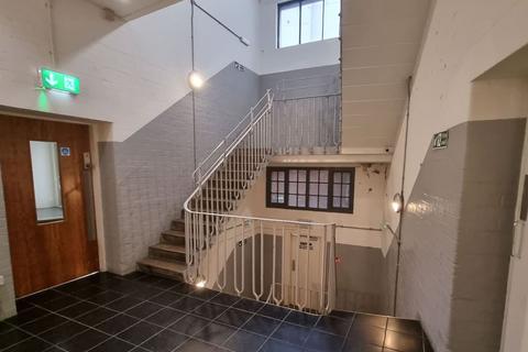 4 bedroom property with land for sale, 124 Charles Street, Leicester