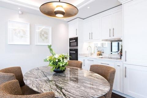undefined, Prince of Wales Terrace, Kensington