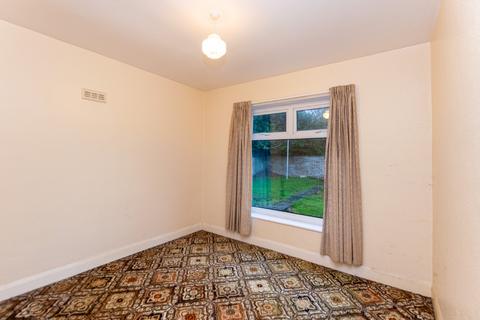 undefined, Lon Ganol, Menai Bridge, Isle of Anglesey, LL59