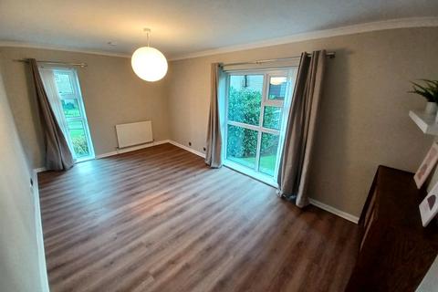 undefined, Robinwood Court, Leeds, West Yorkshire, LS8