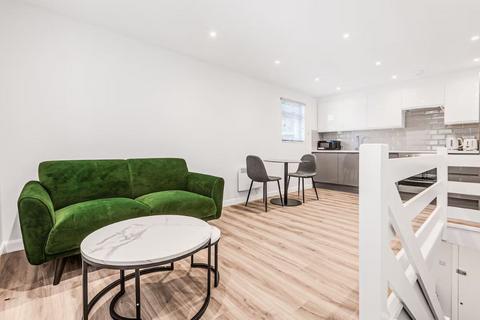 undefined, 100 Clapham Common North Side, London, Wandsworth, SW4 9SQ