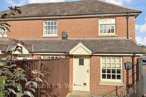 1 bedroom end of terrace house for sale, Station Approach West, Hassocks, West Sussex