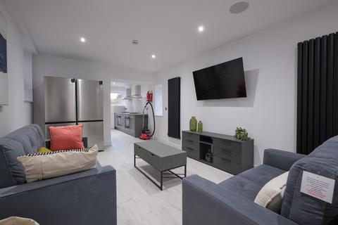 undefined, at Liverpool, 21, Victoria Terrace SA1