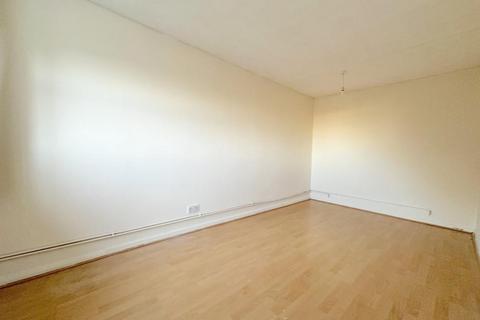 undefined, Sundon Park Parade, Sundon Park Road, Luton, LU3 3BH