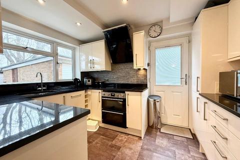 undefined, Brooklands Close, Leagrave, Luton, Bedfordshire, LU4 9EH