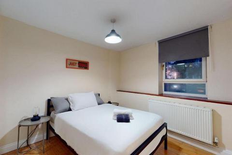 2 bedroom flat to rent, Laugan Walk, London, Greater London, SE17 2EA
