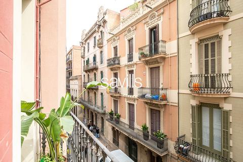 2 bedroom penthouse, Building For Sale In Gracia, Gracia, Barcelona