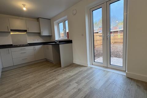 3 bedroom property to rent, Moxon Road, Coventry