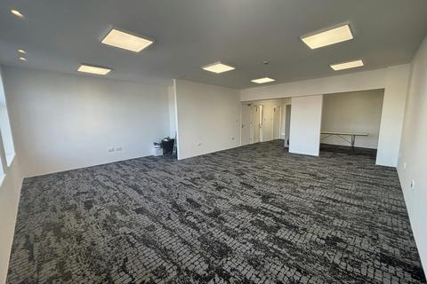 Office to rent, 10 George St Newcastle Under Lyme ST5 1DJ