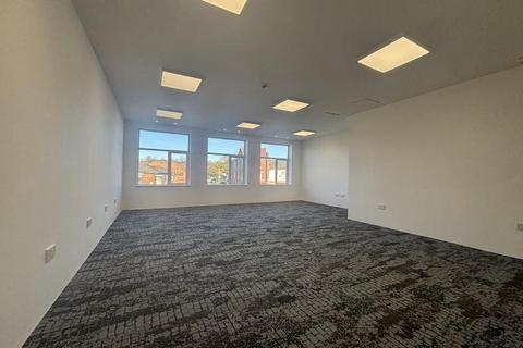 Office to rent, 10 George St Newcastle Under Lyme ST5 1DJ