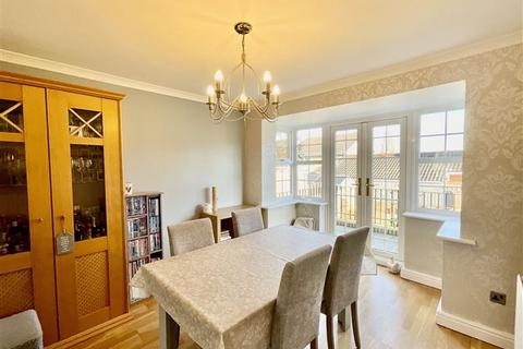 4 bedroom detached house for sale, Springwell Grove, Beighton, Sheffield, Sheffield, S20 1XE