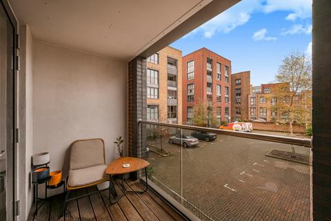 undefined, Chamberlain Court, Silwood Street, London, SE16
