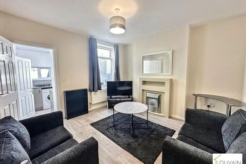 1 bedroom in a house share to rent, King Street, Cwm, Ebbw Vale