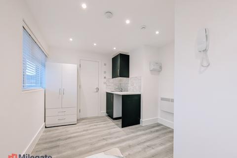 undefined, Dacre Crescent, South Ockendon RM15