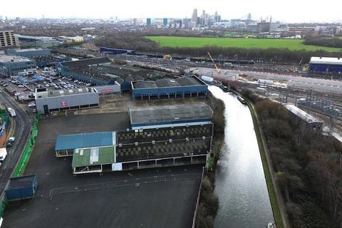 Showroom to rent, 28-40 Hythe Rd London NW10 6RS