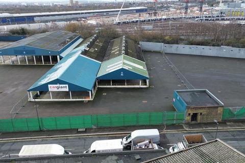 Showroom to rent, 28-40 Hythe Rd London NW10 6RS
