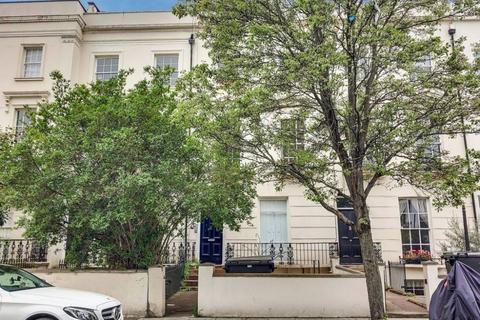 1 bedroom flat to rent, W2