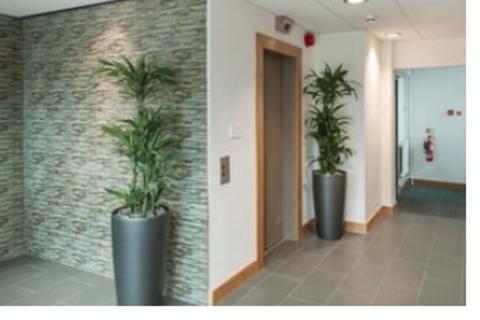 Office to rent, 261 Low Ln Leeds LS18 5NY