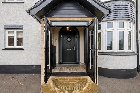 4 bedroom detached house for sale, High Street, Newington, Sittingbourne, Kent, ME9 7JH