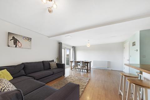 2 bedroom flat to rent, Tequila Wharf, E14