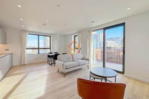 8 Pilot Walk, London, SE10