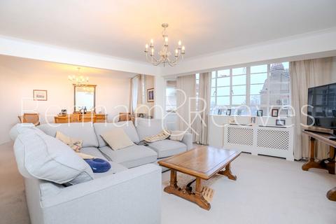 Cholmeley Park, Cholmeley Lodge N6