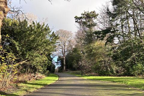 2 bedroom flat for sale, Flat 2, Craig Flower House, Craigflower Court, Torryburn, Fife KY12 8AY