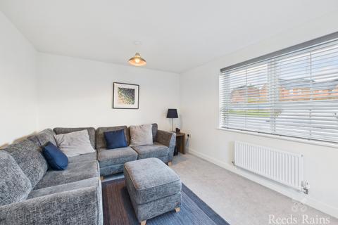 3 bedroom semi-detached house for sale, Owen Close, East Yorkshire HU16