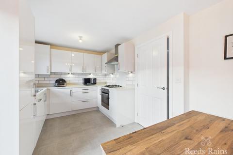 3 bedroom semi-detached house for sale, Owen Close, East Yorkshire HU16