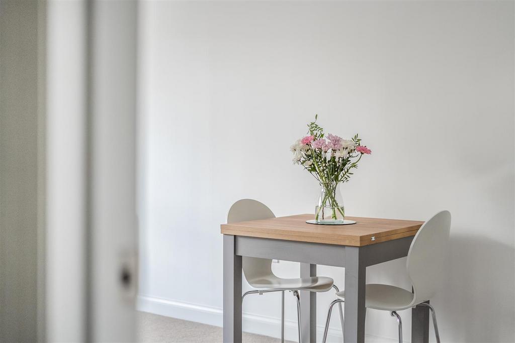 Lounge/Diner/Kitchen
