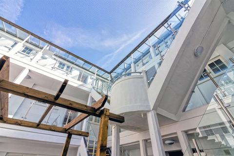 undefined, George V Avenue, Worthing
