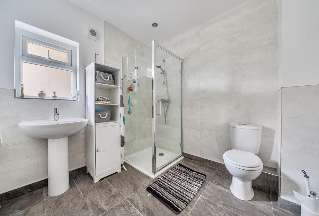 1382738-17-691f4c...