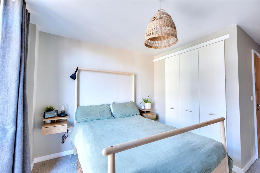 Bedroom 1 2.jpeg