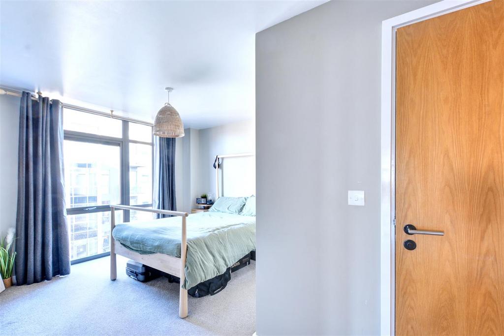 Bedroom 1 1.jpeg