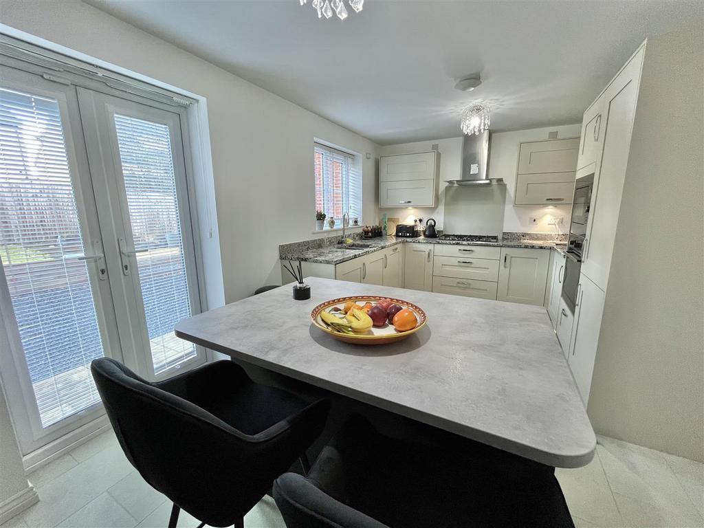 Breakfast Kitchen