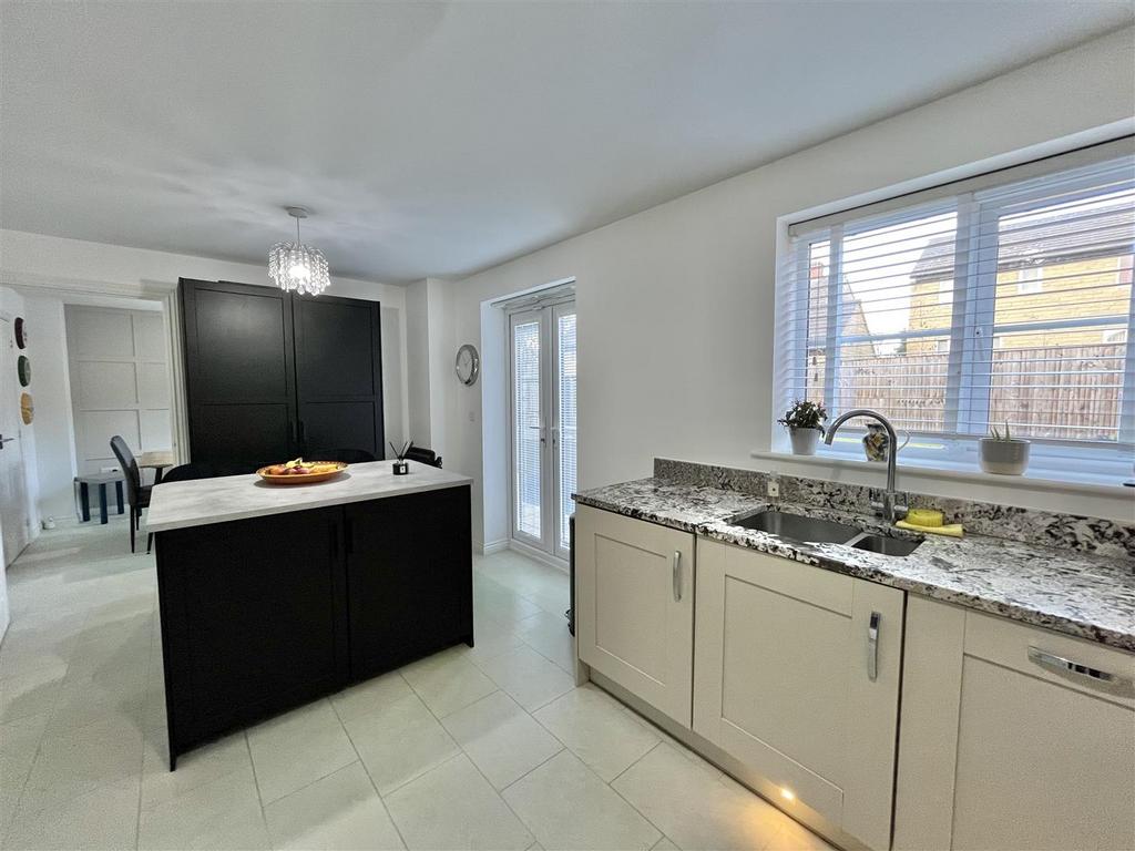 Breakfast Kitchen