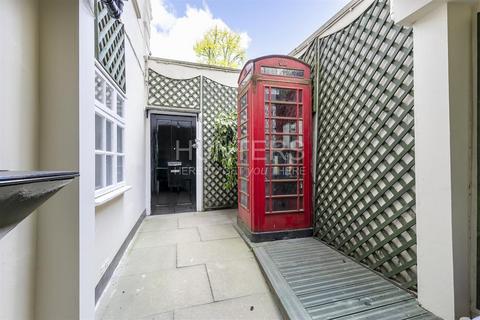 4 bedroom maisonette for sale, Buckland Crescent, Belsize Park, London, NW3