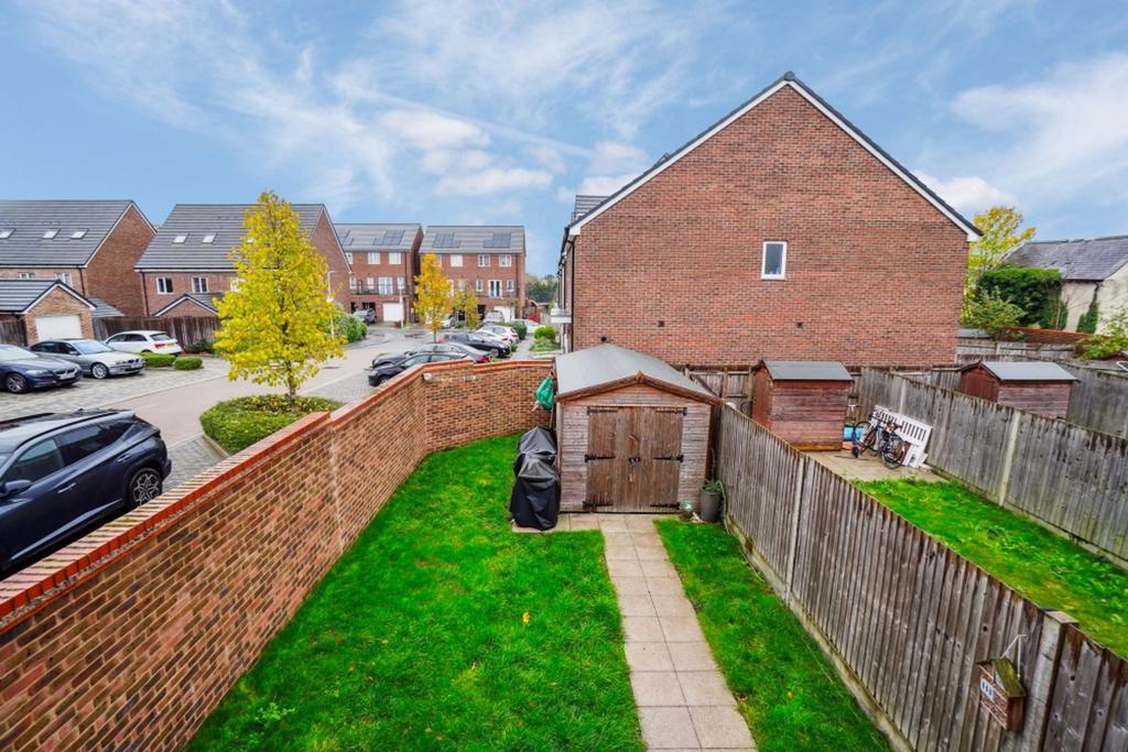 House exterior, garden