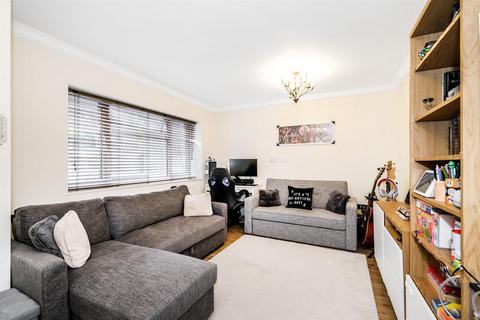 undefined, Brading Crescent, Wanstead