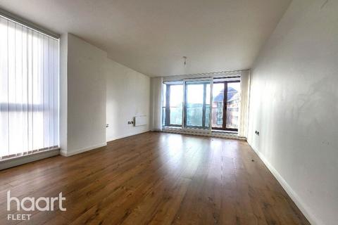 undefined, Farnborough Road, Farnborough