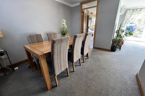 undefined, Begonia Close, Chelmsford