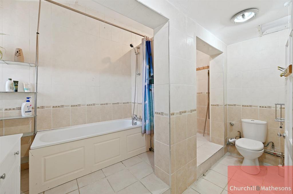 4-Bed House