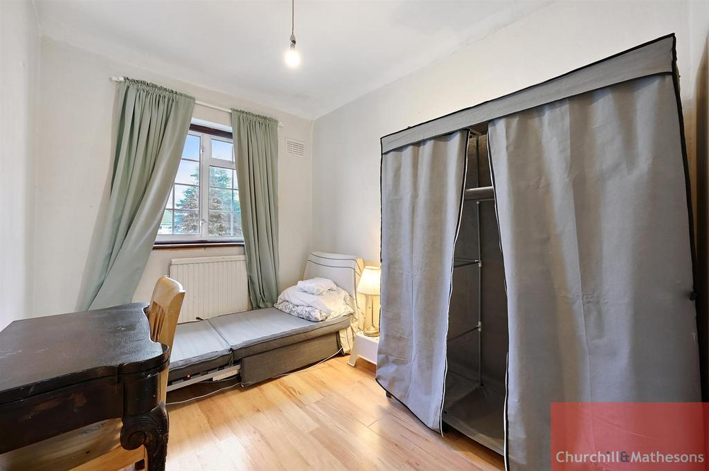 4-Bed House