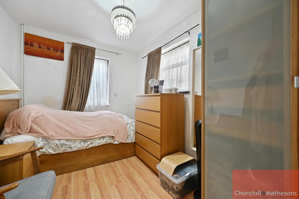 4-Bed House