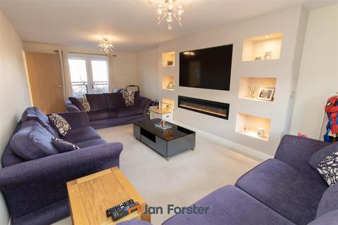 5 bedroom detached house for sale - Saltwick Avenue, Great Park
