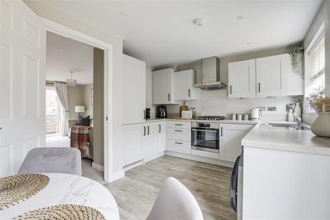 3 bedroom semi-detached house for sale, Country Crescent, Bestwood Village NG6