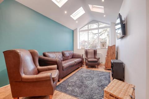 undefined, Buckingham Grove, Kingswinford, DY6