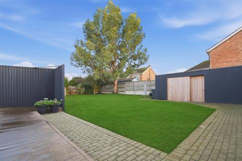 4 bedroom detached house for sale, Shepherds Walk, Chestfield, Whitstable