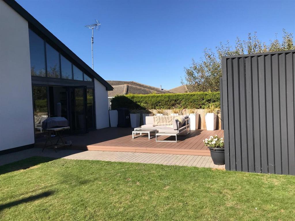Rear Garden 3.jpg