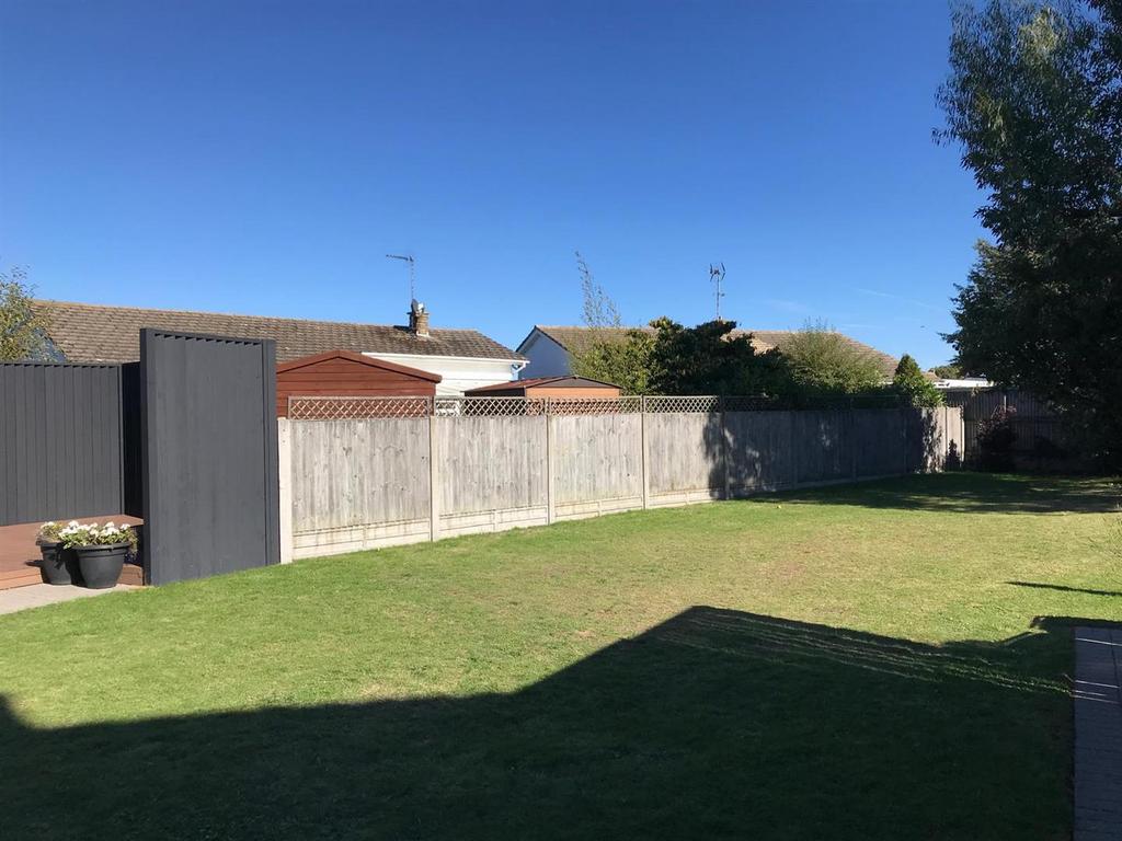 Rear Garden 6.jpg